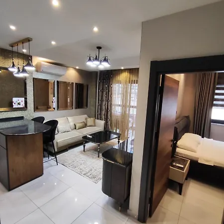 Daire 5 Star Facilities/walking Distance To Amenities And The