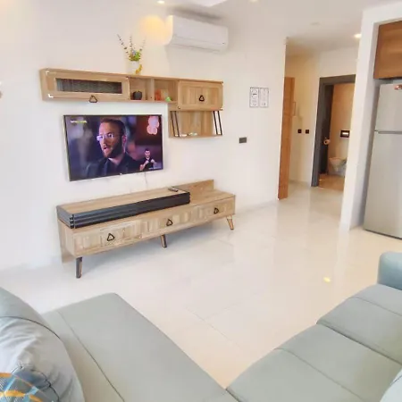 5 Star Facilities/walking Distance To Amenities And The Daire Alanya